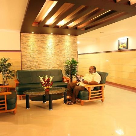 Hotel Shilpa Regency Kottārakara Esterno foto