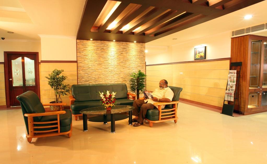 Hotel Shilpa Regency Kottārakara Esterno foto